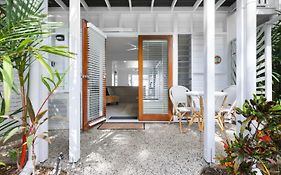 The Queenslander Family Townhouse Near Four Mile Beach